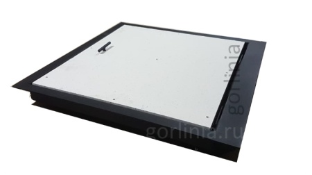 Вид сверху на крышку бюджет люка Рязаночка