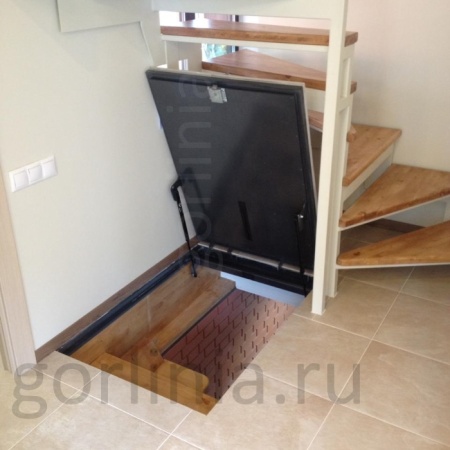 Напольный люк Стелс-У 800*800 уголок утепленный образец